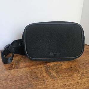 Lolavie Black Crossbody Bag Fanny Pack Neoprene New With Tag